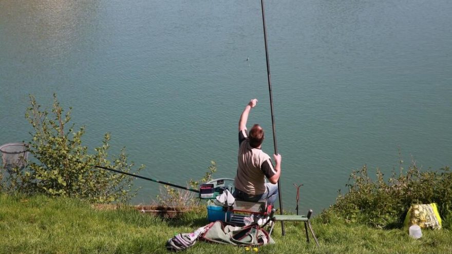 Pêcheur à la ligne